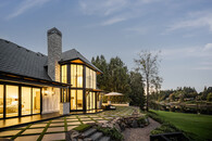 Collector's Dream: 10+ Car Garage on the Willamette River