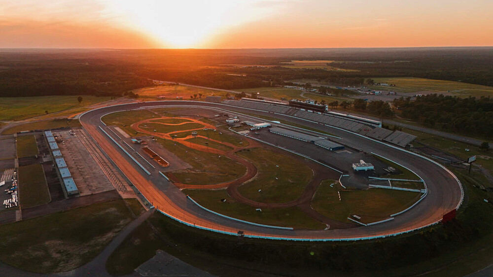  Buy &ldquo;The Rock&rdquo; at Auction &ndash; Rockingham Speedway!, Marston, NC