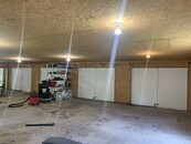 Hudson Valley, New York 14 Car 3200 sq ft Garage- 3200 Sq Ft House Unique Property